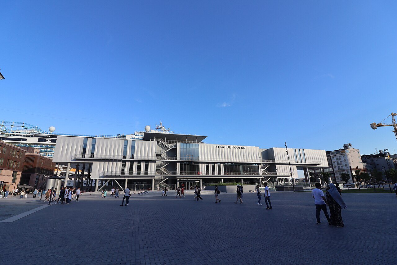 Outside view of the Istanbul Modern, 2022