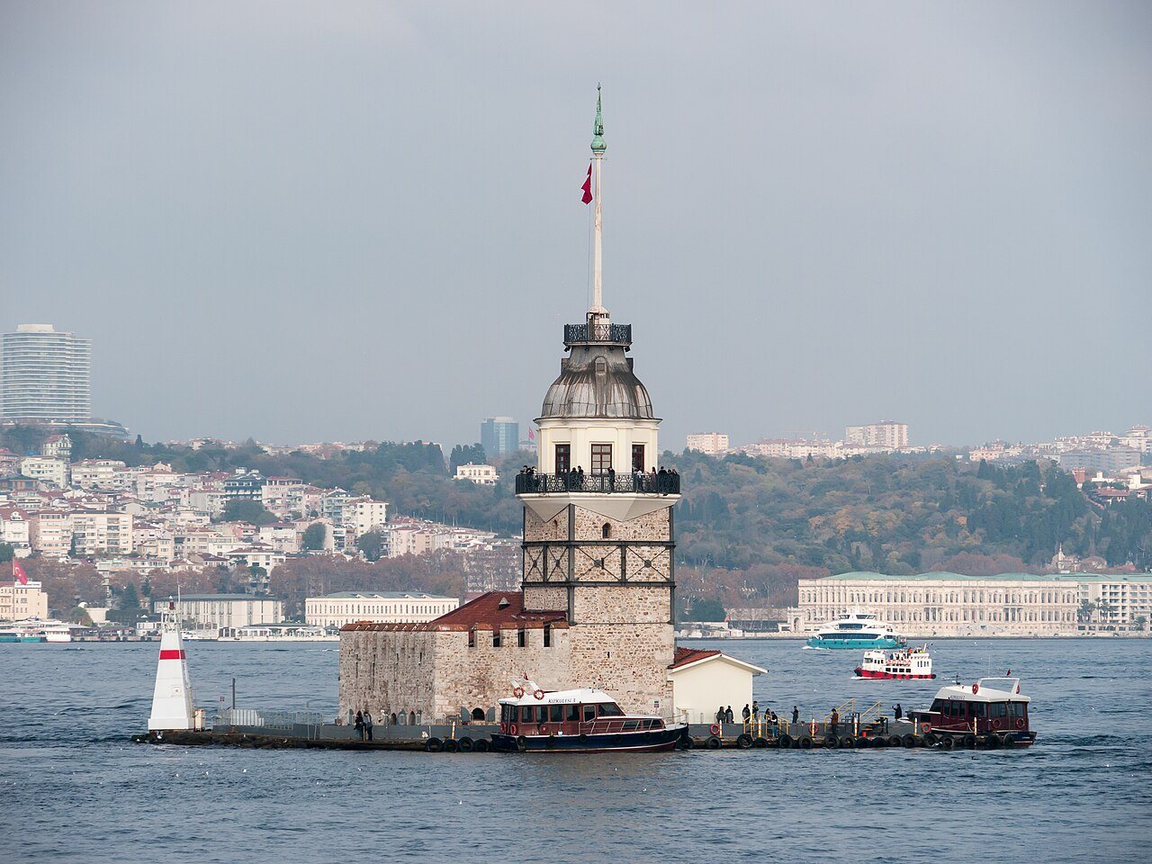 Maiden tower, Istanbul (P1100206)